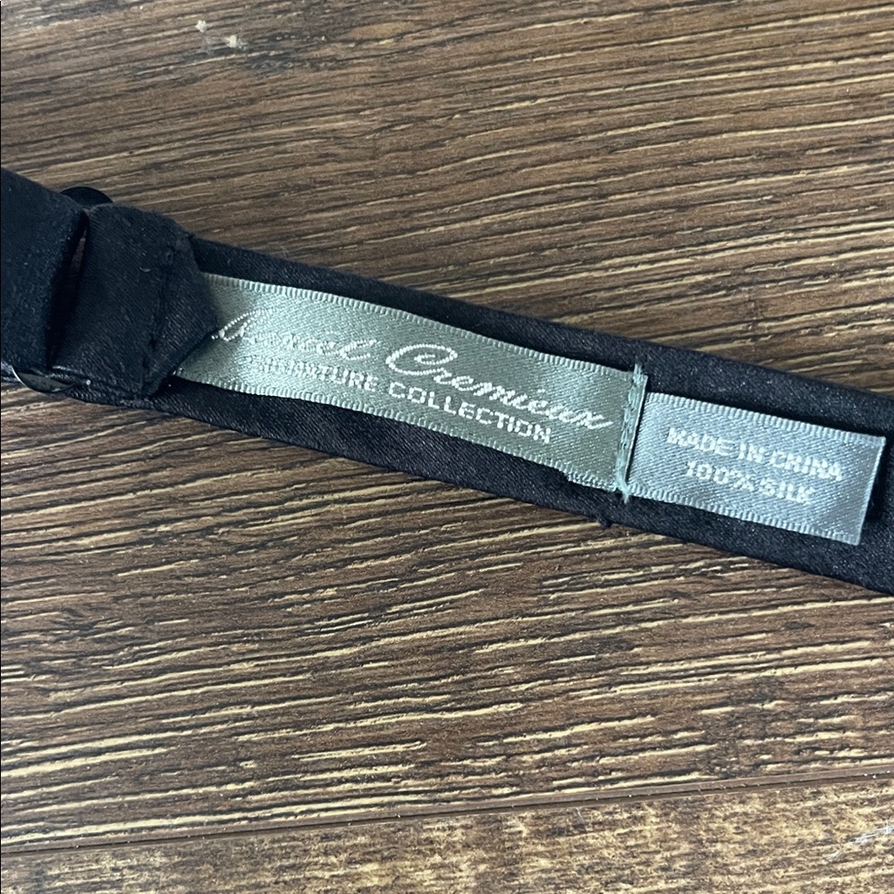 Men’s Silk Bow Tie Bundle (3 Total) – Classic Dress & Formal Styles - Picture 4 of 4